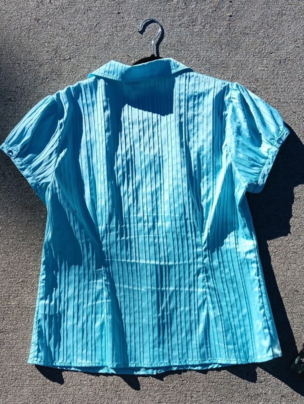 dressbarn Turquoise Short-Sleeve Button-Front Blouse - Picture 6 of 11